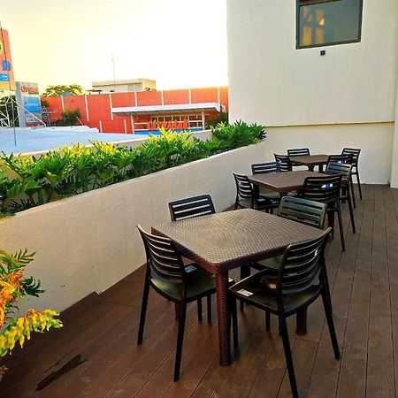 Rudolfo Suites Roxas City Exterior photo