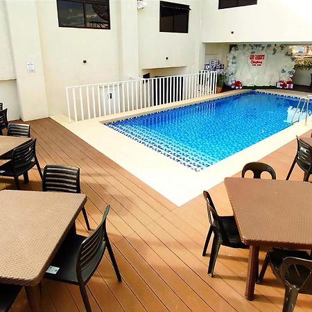 Rudolfo Suites Roxas City Exterior photo